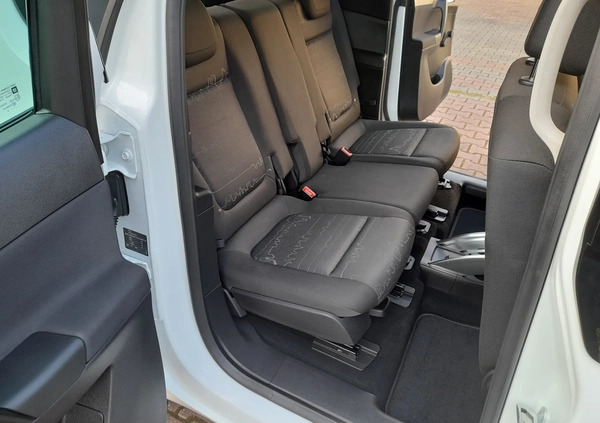 Opel Meriva cena 24000 przebieg: 193000, rok produkcji 2012 z Młynary małe 466